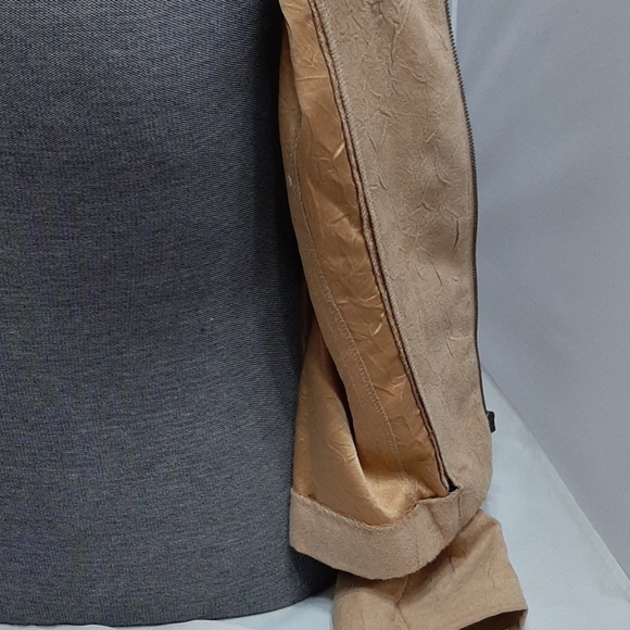 R Q T petite Jacket - Picture 6 of 6